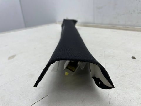 Plastik Mazda 3 IV BP 19r.- prawa osłona słupka szyby przedniej poszycie tapicerka prawy przód Plastik Mazda 3 IV BP 19r.- prawa osłona słupka szyby przedniej poszycie tapicerka prawy przód