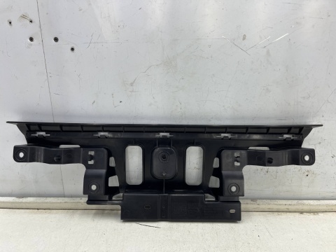 Ślizg Citroen C3 III 16-24r. NOWE tylne środkowe mocowanie zderzaka wspornik uchwyt tył ORYGINALNY 9813245980