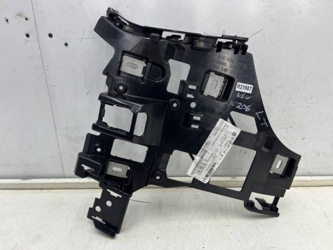 Ślizg Mercedes w206 C-klasa sedan 21r.- LEWE tylne mocowanie zderzaka wspornik uchwyt lewy tył NOWY ORYGINALNY a2068808101 Ślizg Mercedes w206 C-klasa sedan 21r.- LEWE tylne mocowanie zderzaka wspornik uchwyt lewy tył NOWY ORYGINALNY a2068808101