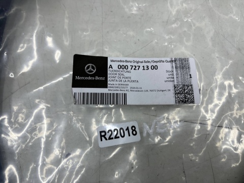 Uszczelka Mercedes w118 w166 w167 w177 w243 w247 w253 w254 w290 NOWA OE uniwersalna guma drzwi a0007271300 Uszczelka Mercedes w118 w166 w167 w177 w243 w247 w253 w254 w290 NOWA OE uniwersalna guma drzwi a0007271300