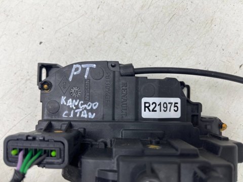 Zamek drzwi Renault Kangoo II Nissan NV250 Citan w415 12-21r. PRAWY tylny drzwi boczne przesuwne 6 pin linka prawy tył Zamek drzwi Renault Kangoo II Nissan NV250 Citan w415 12-21r. PRAWY tylny drzwi boczne przesuwne 6 pin linka prawy tył