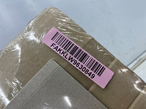 Znaczek Citroen Berlingo 3 III + Multispace 18r.- NOWY napis znaczek emblemat na klapę bagażnika ORYGNALNY 98273683dx Znaczek Citroen Berlingo 3 III + Multispace 18r.- NOWY napis znaczek emblemat na klapę bagażnika ORYGNALNY 98273683dx