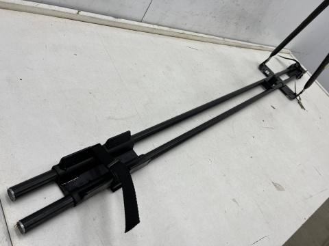 Bagażnik rowerowy Thule na relingi dachowe uchwyt mocowanie roweru Dwa kluczyki Thule 1050-51