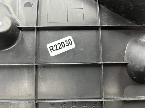 Nadkole Fiat 124 Spider 16-20r. lewe tylne osłona zderzaka ORYGINAL lewy tył na4l-50351 Nadkole Fiat 124 Spider 16-20r. lewe tylne osłona zderzaka ORYGINAL lewy tył na4l-50351