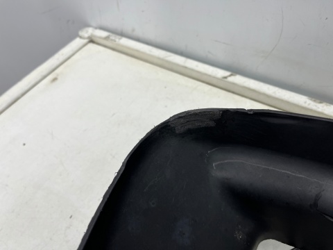 Osłona chłodnicy Maserati Ghibli 13-24r. kierownica powietrza pasa przedniego wlot atrapy kratka tylna Osłona chłodnicy Maserati Ghibli 13-24r. kierownica powietrza pasa przedniego wlot atrapy kratka tylna