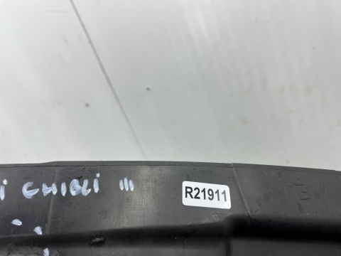 Osłona chłodnicy Maserati Ghibli 13-24r. kierownica powietrza pasa przedniego wlot atrapy kratka tylna Osłona chłodnicy Maserati Ghibli 13-24r. kierownica powietrza pasa przedniego wlot atrapy kratka tylna