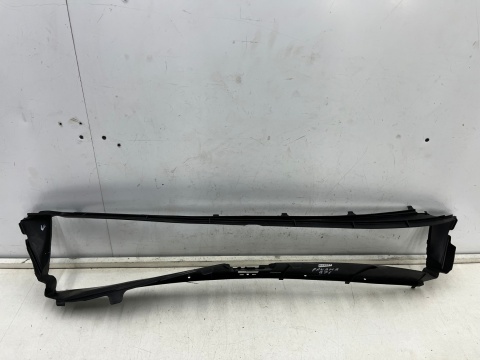 Osłona chłodnicy Porsche Panamera II 971 16-20r. kierownica powietrza żaluzji pasa przedniego ramka wlot atrapy 971121710g Osłona chłodnicy Porsche Panamera II 971 16-20r. kierownica powietrza żaluzji pasa przedniego ramka wlot atrapy 971121710g