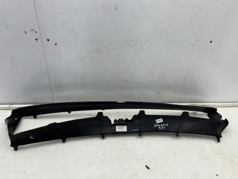 Osłona chłodnicy Porsche Panamera II 971 16-20r. kierownica powietrza żaluzji pasa przedniego ramka wlot atrapy 971121710g Osłona chłodnicy Porsche Panamera II 971 16-20r. kierownica powietrza żaluzji pasa przedniego ramka wlot atrapy 971121710g