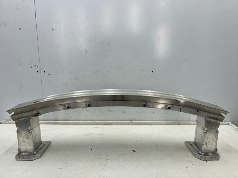 Belka zderzaka Porsche Taycan 9j Audi e-tron GT 19r.- przednie wzmocnienie pasa przód nieuszkodzone 9j1805241b