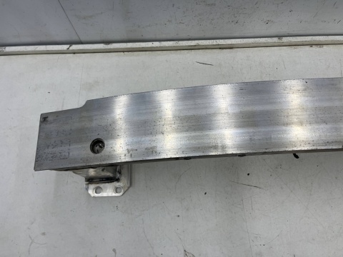 Belka zderzaka Porsche Taycan 9j Audi e-tron GT 19r.- przednie wzmocnienie pasa przód nieuszkodzone 9j1805241b