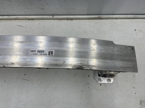 Belka zderzaka Porsche Taycan 9j Audi e-tron GT 19r.- przednie wzmocnienie pasa przód nieuszkodzone 9j1805241b