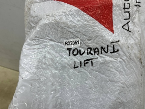Błotnik VW Touran 1 I 06-10r. Lift prawy przedni prawy przód nowy zamiennik Błotnik VW Touran 1 I 06-10r. Lift prawy przedni prawy przód nowy zamiennik