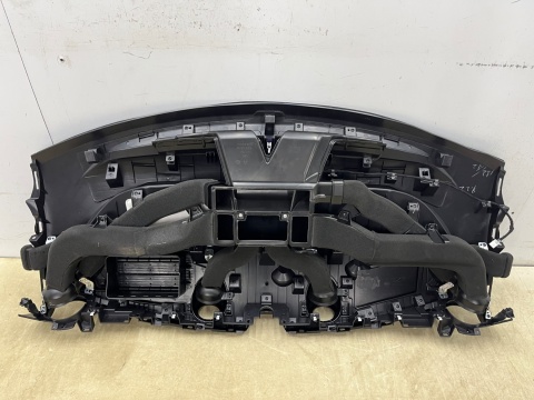 Deska rozdzielcza BYD Dolphin 21r.- NOWY kokpit konsola em2l-5306112 Deska rozdzielcza BYD Dolphin 21r.- NOWY kokpit konsola em2l-5306112