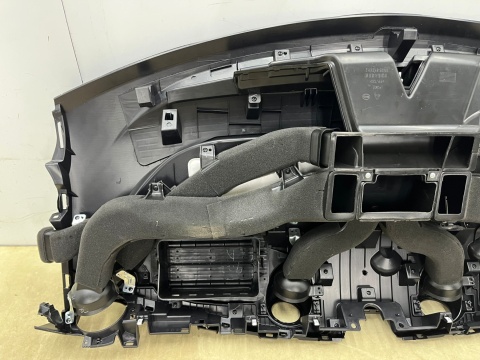 Deska rozdzielcza BYD Dolphin 21r.- NOWY kokpit konsola em2l-5306112 Deska rozdzielcza BYD Dolphin 21r.- NOWY kokpit konsola em2l-5306112