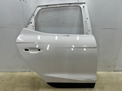 Drzwi Seat Arona 17r.- prawe tylne prawy tył 6F9833312B Drzwi Seat Arona 17r.- prawe tylne prawy tył 6F9833312B