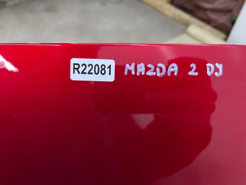 Klapa bagażnika Mazda 2 III DJ 14r.- Klapa bagażnika Mazda 2 III DJ 14r.-