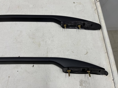 Relingi dachowe Skoda Fabia I 6y kombi 99-08r. NOWE oryginalne OE prawe lewe komplet LAH420001 Relingi dachowe Skoda Fabia I 6y kombi 99-08r. NOWE oryginalne OE prawe lewe komplet LAH420001