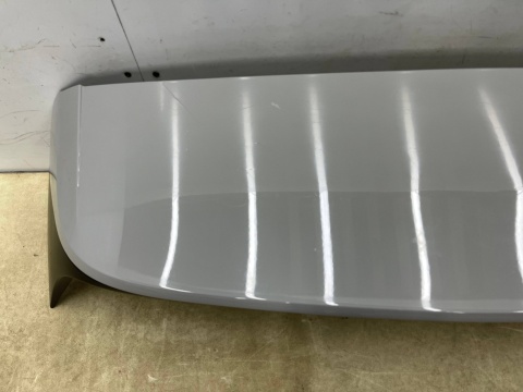 Spoiler Porsche Cayenne III 9y 17r.- kolor M9A lotka na dach klapy bagażnika 9y0827937 Spoiler Porsche Cayenne III 9y 17r.- kolor M9A lotka na dach klapy bagażnika 9y0827937