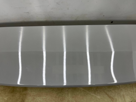 Spoiler Porsche Cayenne III 9y 17r.- kolor M9A lotka na dach klapy bagażnika 9y0827937 Spoiler Porsche Cayenne III 9y 17r.- kolor M9A lotka na dach klapy bagażnika 9y0827937