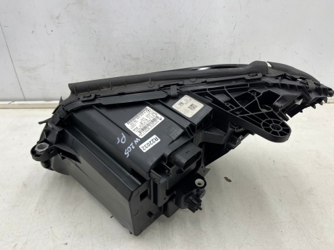 Lampa reflektor Mercedes W205 C-klasa 15-21r. PRAWA przednia LED Hight Perfomance oryginalna EUROPA prawy przód a2059062604 Lampa reflektor Mercedes W205 C-klasa 15-21r. PRAWA przednia LED Hight Perfomance oryginalna EUROPA prawy przód a2059062604