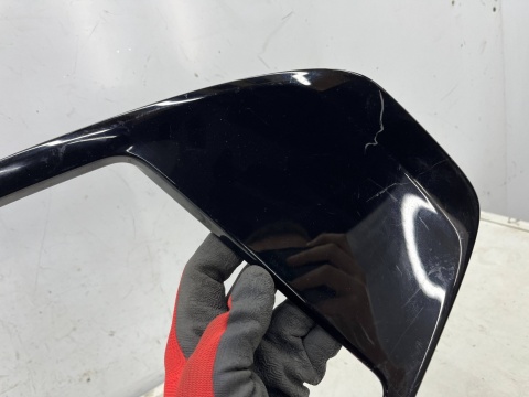 Listwa Polestar 2 20r.- prawa tylna listewka ozdobna nakładki ramki drzwi prawy tył 31689573 Listwa Polestar 2 20r.- prawa tylna listewka ozdobna nakładki ramki drzwi prawy tył 31689573