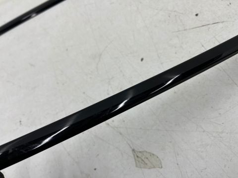 Listwa Polestar 2 20r.- prawa tylna listewka ozdobna nakładki ramki drzwi prawy tył 31689573 Listwa Polestar 2 20r.- prawa tylna listewka ozdobna nakładki ramki drzwi prawy tył 31689573