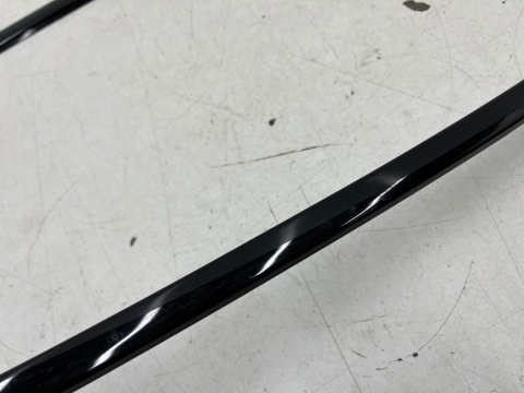 Listwa Polestar 2 20r.- prawa tylna listewka ozdobna nakładki ramki drzwi prawy tył 31689573 Listwa Polestar 2 20r.- prawa tylna listewka ozdobna nakładki ramki drzwi prawy tył 31689573
