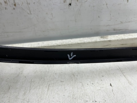 Listwa Polestar 2 20r.- prawa tylna listewka ozdobna nakładki ramki drzwi prawy tył 31689573 Listwa Polestar 2 20r.- prawa tylna listewka ozdobna nakładki ramki drzwi prawy tył 31689573