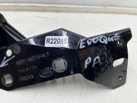 Mocowanie błotnika Range Rover Evoque II L551 18r.- prawe przednie mocowanie błotnika wspornik podpora prawy przód