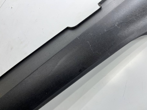 Nakładka progu Hyundai Bayon 21r.- PRAWA listwa progowa zewnętrzna prawy próg 87751-q0400 Nakładka progu Hyundai Bayon 21r.- PRAWA listwa progowa zewnętrzna prawy próg 87751-q0400