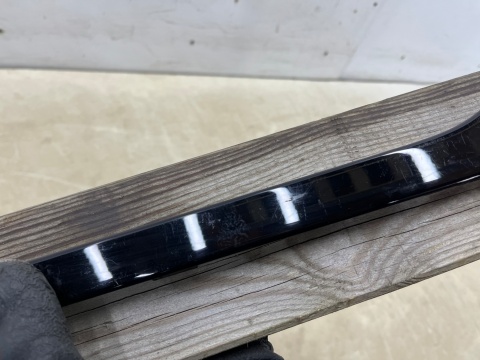 Nakładka progu Panamera III 972 976 23r.- PRAWA listwa progowa zewnętrzna nakladka listewka ozdobna prawy próg 976853058