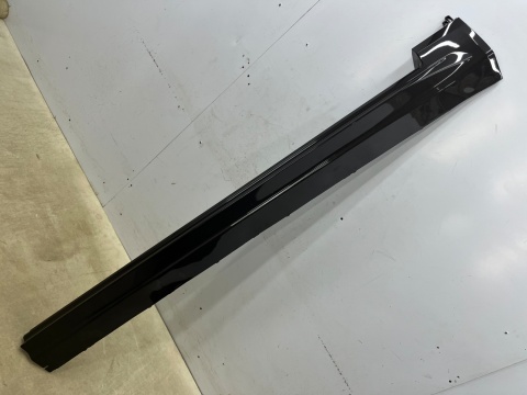 Nakładka progu Volvo XC90 II 14r.- PRAWA listwa progowa zewnętrzna 731 prawy próg 31672371