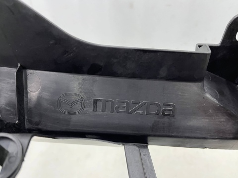 Osłona chłodnicy Mazda 6 III GJ GL 12-14r. kierownica powietrza pasa przedniego ramka wlot atrapy ghp9-501c1