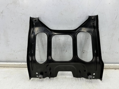 Pas przedni Mercedes Vito w447 14r.- środkowe mocowanie zamka maski lącznik belki zderzaka i pasa a4478801003 Pas przedni Mercedes Vito w447 14r.- środkowe mocowanie zamka maski lącznik belki zderzaka i pasa a4478801003