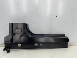 Poszycie Macan I 95b 14r.- LEWY przedni próg dolny słupek ćwiartka NOWE ORYGINALNE lewy środek