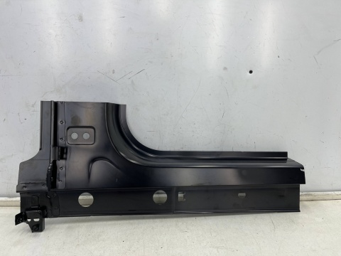 Poszycie Macan I 95b 14r.- LEWY przedni próg dolny słupek ćwiartka NOWE ORYGINALNE lewy środek Poszycie Macan I 95b 14r.- LEWY przedni próg dolny słupek ćwiartka NOWE ORYGINALNE lewy środek