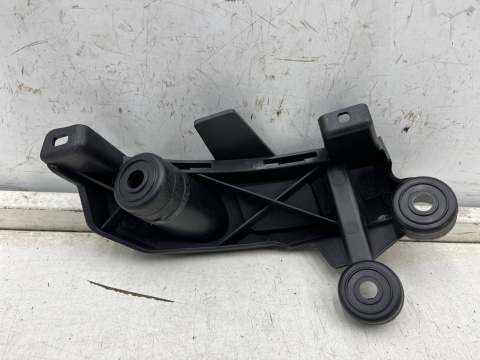 Ślizg Citroen C3 III 16-24r. NOWE prawe tylne mocowanie zderzaka wspornik uchwyt prawy tył NOWY ORYGINALNY 9813361580