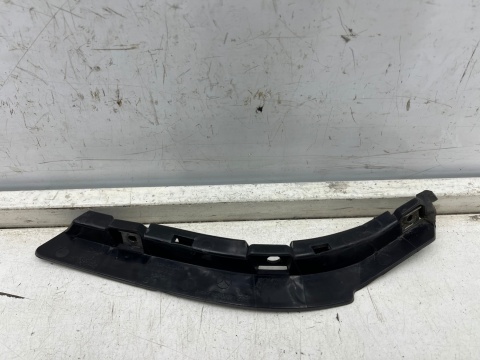 Ślizg Mercedes Vito w447 2014r.- LEWE przednie mocowanie zderzaka wspornik uchwyt lewy przód a4478850521 Ślizg Mercedes Vito w447 2014r.- LEWE przednie mocowanie zderzaka wspornik uchwyt lewy przód a4478850521
