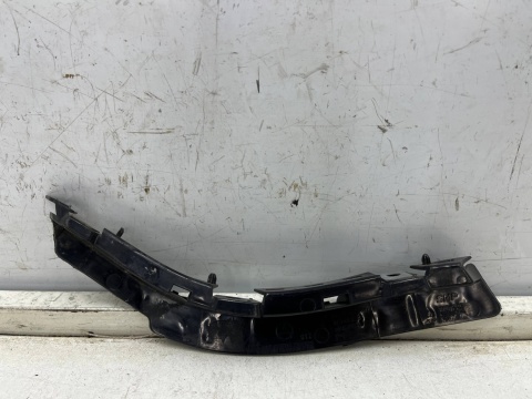 Ślizg Mercedes Vito w447 2014r.- PRAWE przednie mocowanie zderzaka wspornik uchwyt prawy przód a4478850421 Ślizg Mercedes Vito w447 2014r.- PRAWE przednie mocowanie zderzaka wspornik uchwyt prawy przód a4478850421