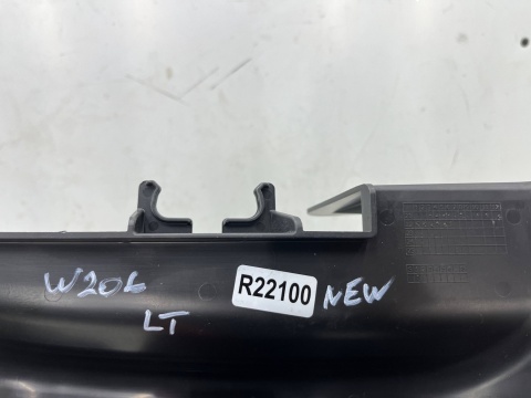 Ślizg Mercedes w206 C-klasa AMG line 21r.- NOWE lewe tylne mocowanie zderzaka wspornik uchwyt lewy tył NOWY ORYGINALNY Ślizg Mercedes w206 C-klasa AMG line 21r.- NOWE lewe tylne mocowanie zderzaka wspornik uchwyt lewy tył NOWY ORYGINALNY