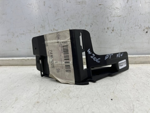 Ślizg Mercedes w206 C-klasa AMG line 21r.- NOWE prawe tylne dolne mocowanie zderzaka wspornik uchwyt prawy tył NOWY ORYGINALNY Ślizg Mercedes w206 C-klasa AMG line 21r.- NOWE prawe tylne dolne mocowanie zderzaka wspornik uchwyt prawy tył NOWY ORYGINALNY