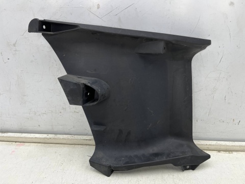 Ślizg Range Rover Evoque II L551 18r.- PRAWE przednie mocowanie wlot kratki zderzaka wspornik uchwyt prawy przód k8d2-17e950-cc