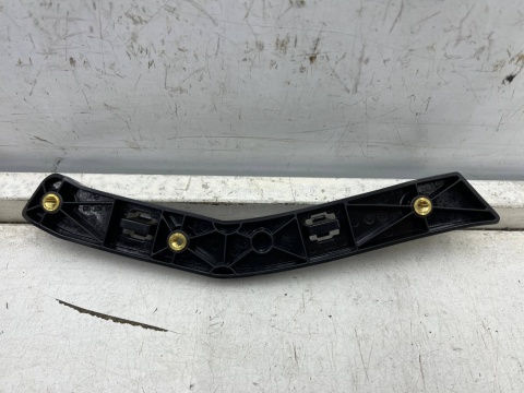 Ślizg Seat Ateca 16r.-  NOWE lewe przednie mocowanie zderzaka wspornik uchwyt lewy przód NOWY ORYGINALNY 575807183