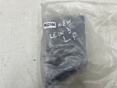 Ślizg Seat Leon 3 III 5f 12-20r. NOWE lewe przednie mocowanie zderzaka wspornik uchwyt lewy przód NOWY ORYGINALNY 5F0807049