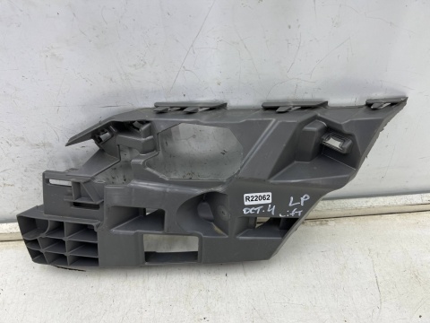 Ślizg Skoda Octavia IV 4 LIFT 24r.- LEWE przednie mocowanie atrapy zderzaka wspornik uchwyt lewy przód 5e3807055b Ślizg Skoda Octavia IV 4 LIFT 24r.- LEWE przednie mocowanie atrapy zderzaka wspornik uchwyt lewy przód 5e3807055b