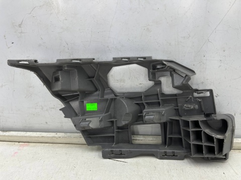 Ślizg Skoda Octavia IV 4 LIFT 24r.- LEWE przednie mocowanie atrapy zderzaka wspornik uchwyt lewy przód 5e3807055b Ślizg Skoda Octavia IV 4 LIFT 24r.- LEWE przednie mocowanie atrapy zderzaka wspornik uchwyt lewy przód 5e3807055b