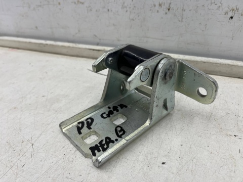 Zawias drzwi Opel Meriva B 10-17r. NOWY gorny zawias prawych przednich drzwi prawy przód 13251221