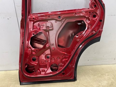 Drzwi Mazda CX-30 19r.- prawe tylne prawy tył DGH972010 Drzwi Mazda CX-30 19r.- prawe tylne prawy tył DGH972010