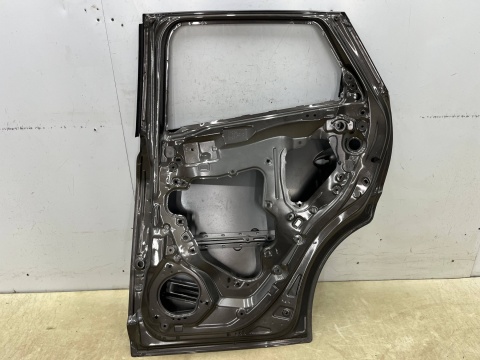 Drzwi Mazda CX-3 14-21r. prawe tylne prawy tył D10E72010