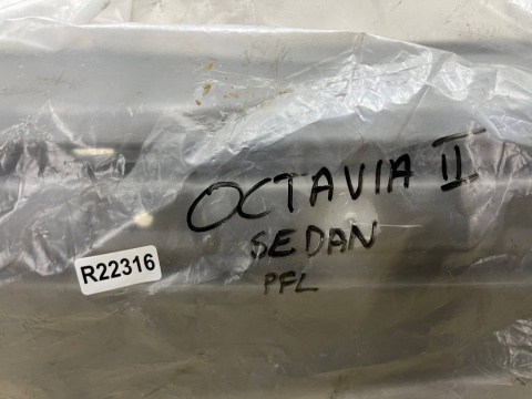 Zderzak tylny Skoda Octavia 2 II Sedan 04-09r. Przedlift tył nowy oryginalny 1Z5807421 Zderzak tylny Skoda Octavia 2 II Sedan 04-09r. Przedlift tył nowy oryginalny 1Z5807421